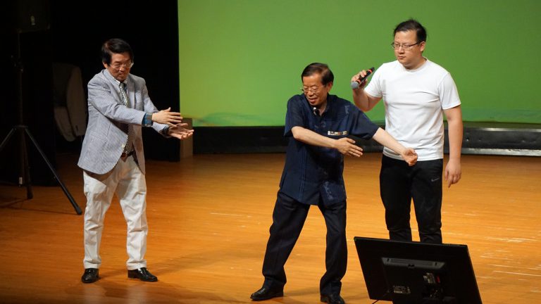 健康祭開催　長輩唱歌跳舞學太極