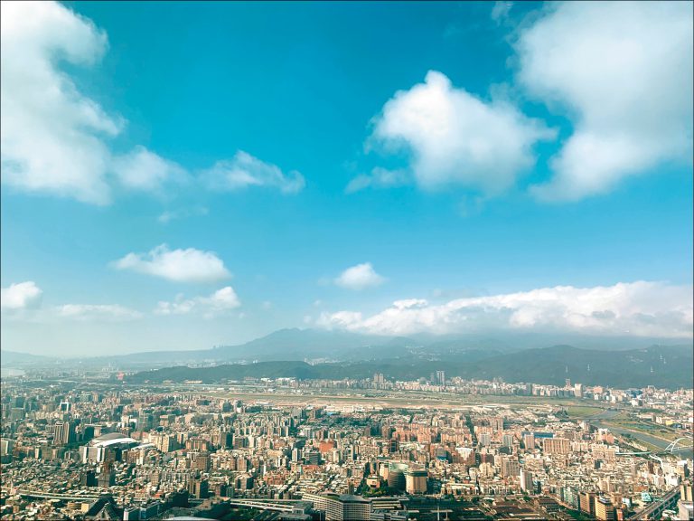 外国人の定住地の第一位が台湾に～民間調査で