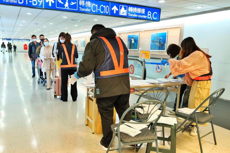 華航包機今晚抵台 不搭包機旅客仍要自行隔離