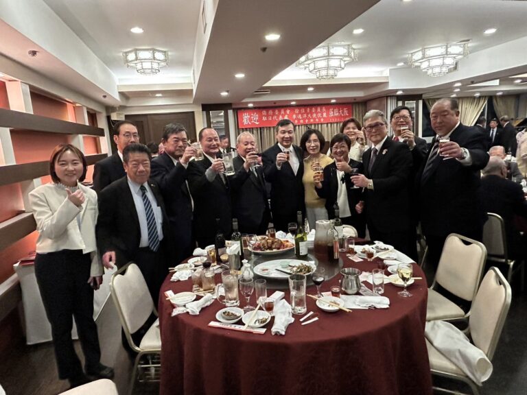 徐佳青僑務委員長訪關西　大阪中華總會辦歡迎會接風