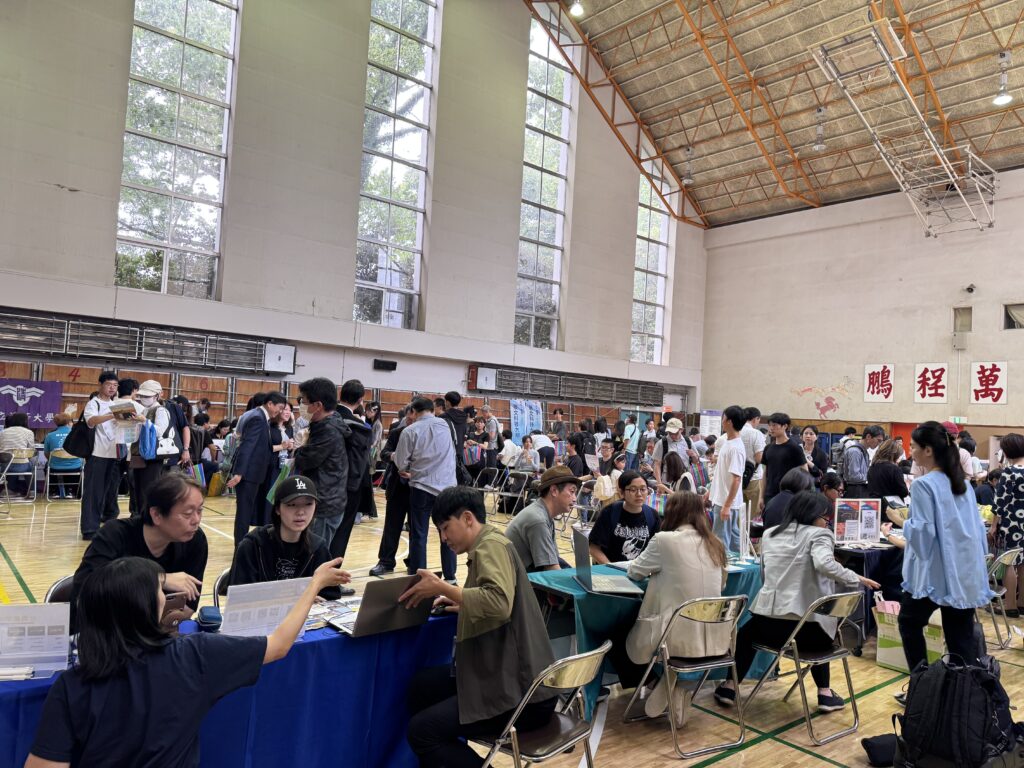 一對一諮詢, 與面對面交流現場