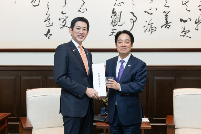 20250625PHO0241l 紀念合影