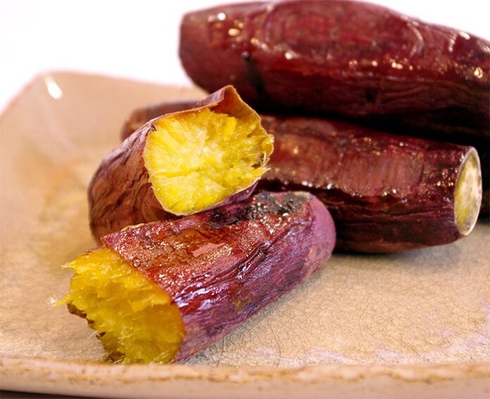 頂級熟成烤地瓜「紅和み」 甜度如蜜,口感濃郁的極品逸品(相片取自店家網站) 頂級熟成烤地瓜「紅和み」甜度如蜜,口感濃郁的極品逸品(相片取自店家網站)