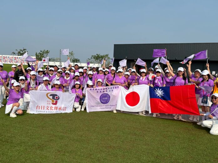 世華譲大家看到台湾的國旗 世華譲大家看到台湾的國旗