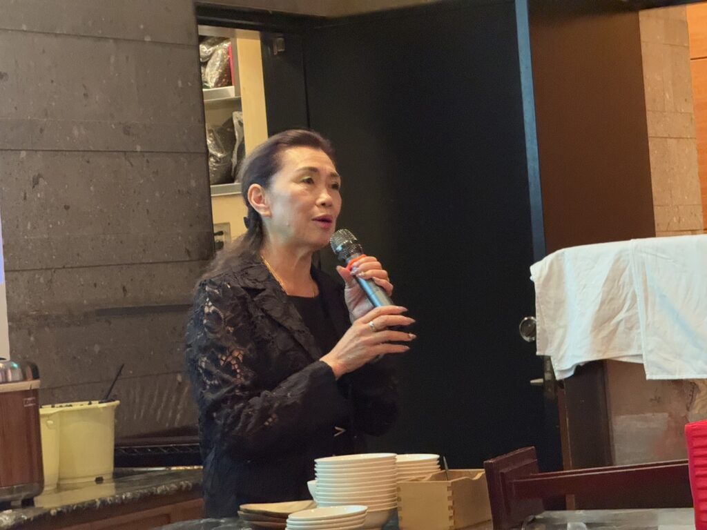 日本臺灣商會聯合總會總會長洪益芬