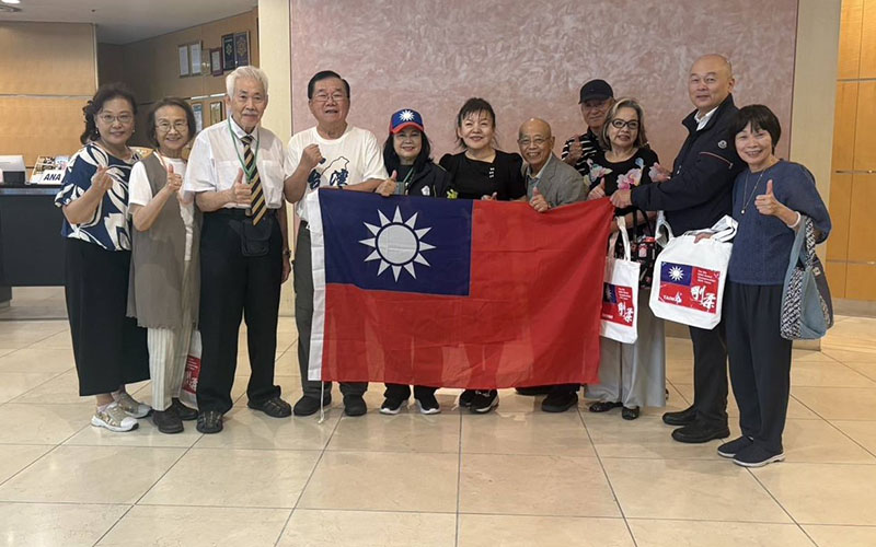 濱田會長慰勞代表隊