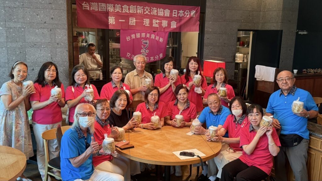 參加豆腐乳的成員們