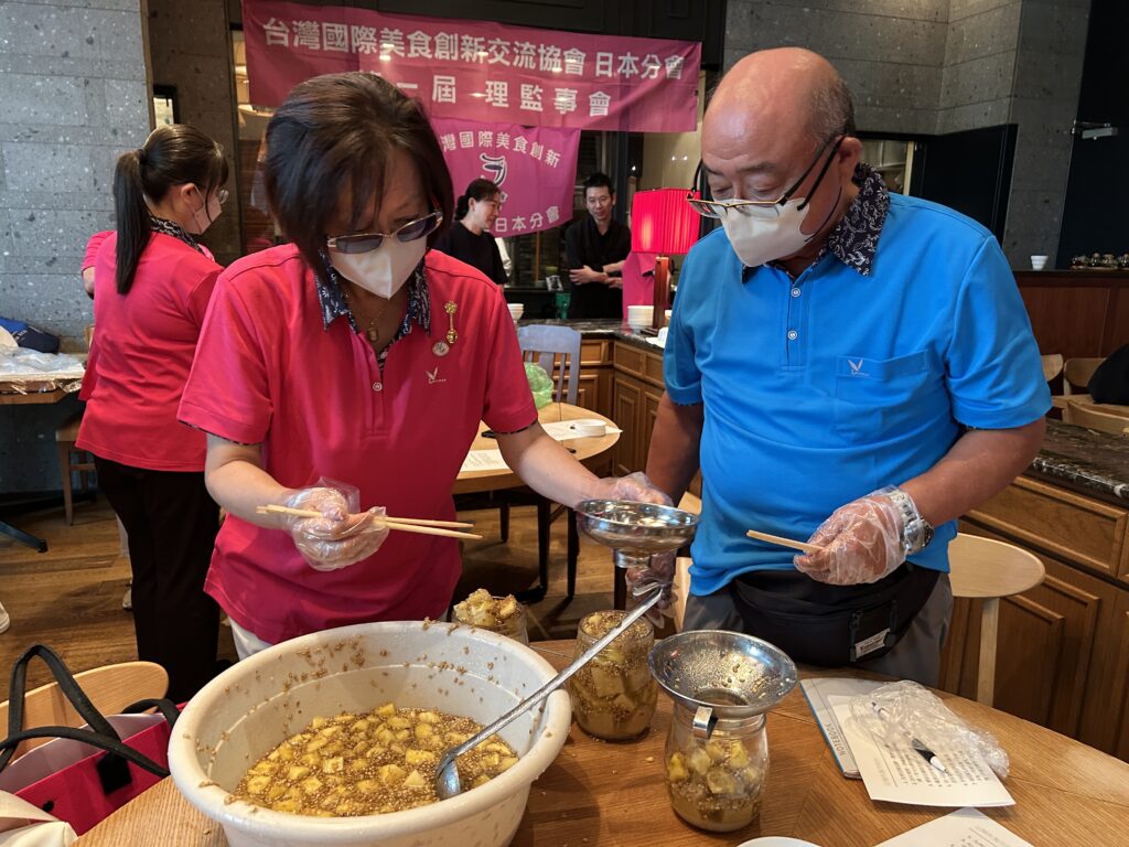 參與豆腐乳教室的理事