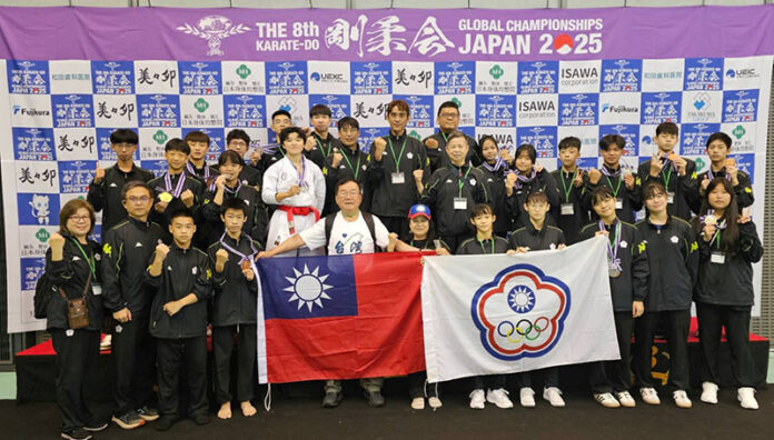 台灣空手道剛柔會代表隊合影 台灣空手道剛柔會代表隊合影