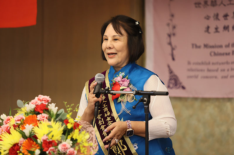 創會會長鄭玉蘭致詞