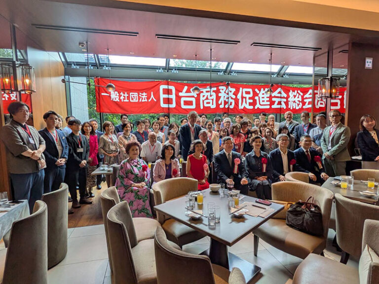 交流午餐會大合照