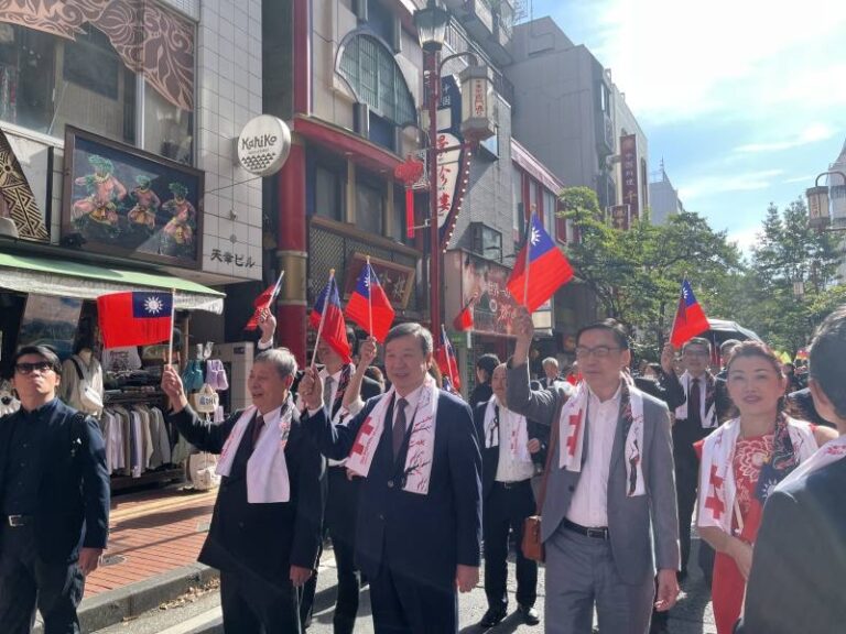 橫濱華僑盛大慶祝中華民國114年國慶　千人遊行中華街展現臺日友好