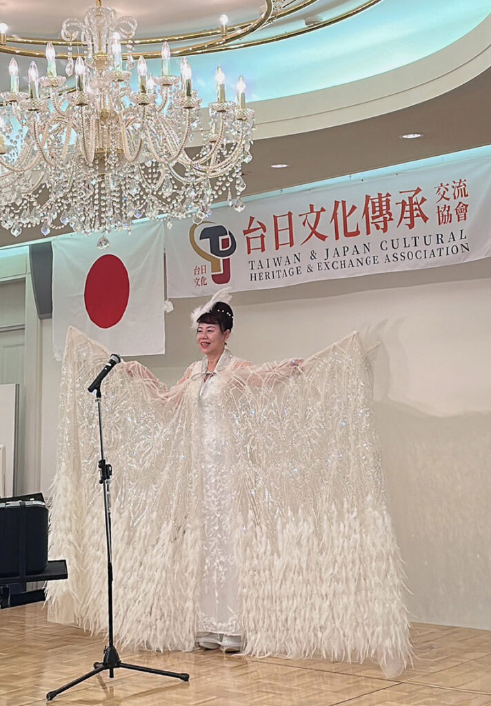 正田會長模仿翁倩玉的愛的迷戀