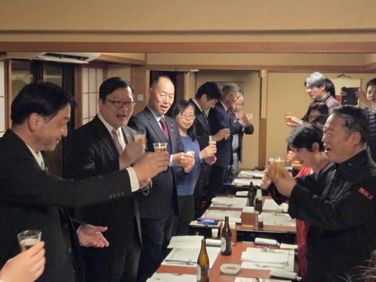 京都華僑總會歲末聯歡 政要雲集深化臺日情誼啟動臺南陶藝交流新篇章