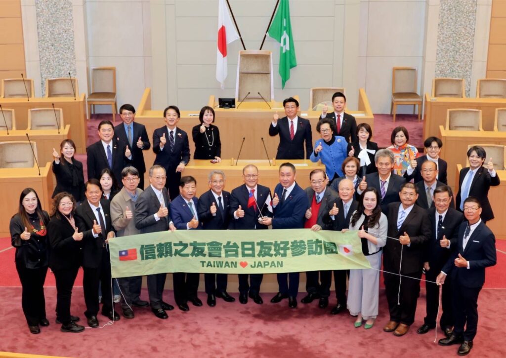 參觀神戶市議會