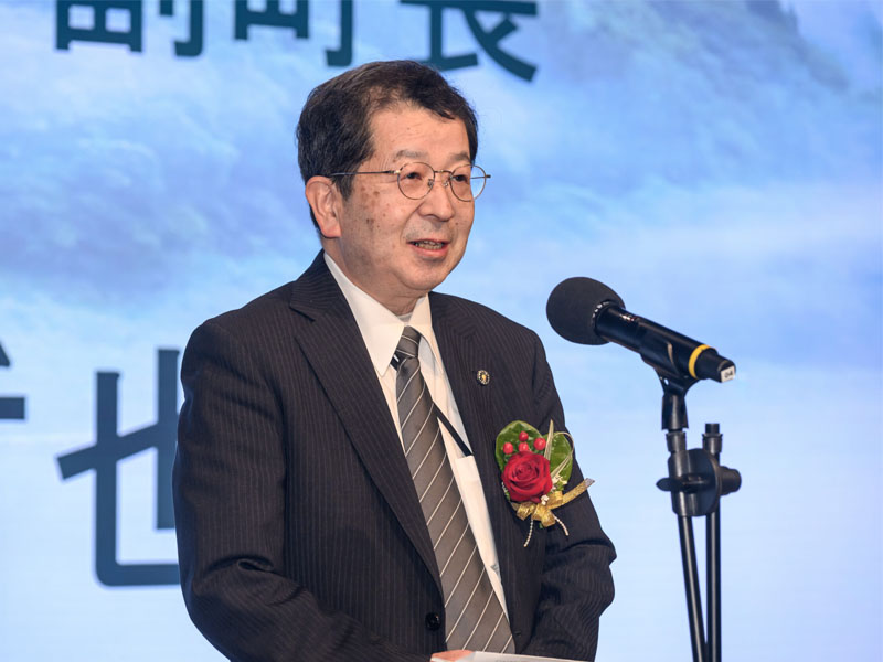 福島縣金山町副町長栗田哲也出席「台北捷運 × 福島只見線〜鐵道串起心之旅」開幕活動並致詞，分享只見線復興歷程與地方創生願景，深化台日鐵道文化交流與城市合作連結。圖 / 主辦單位