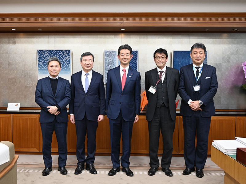 (画像:李逸洋代表Facebook)