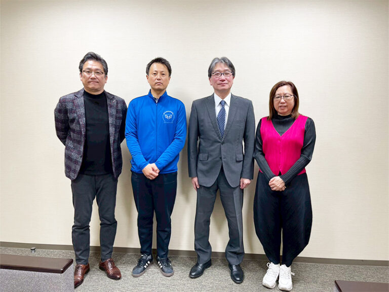 台湾新聞社主 錢氏、熊本県甲佐町を訪問（日本語・中文）