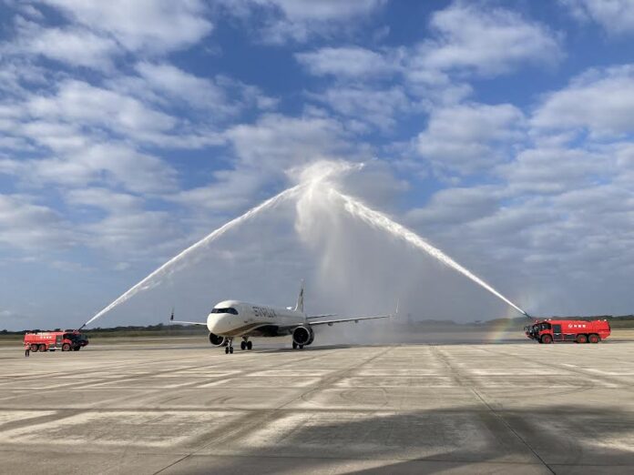 下地島―台中線で就航したスターラックス航空機_0