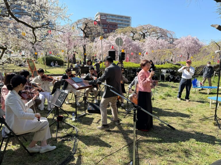 聽音樂、吃鳳梨酥！Meet Taiwan臺灣華語・文化教室 臺灣音樂團隊赴日參加望春風音樂會，用在地滋味交流台灣文化