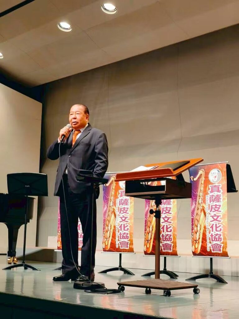 盧孝治團長