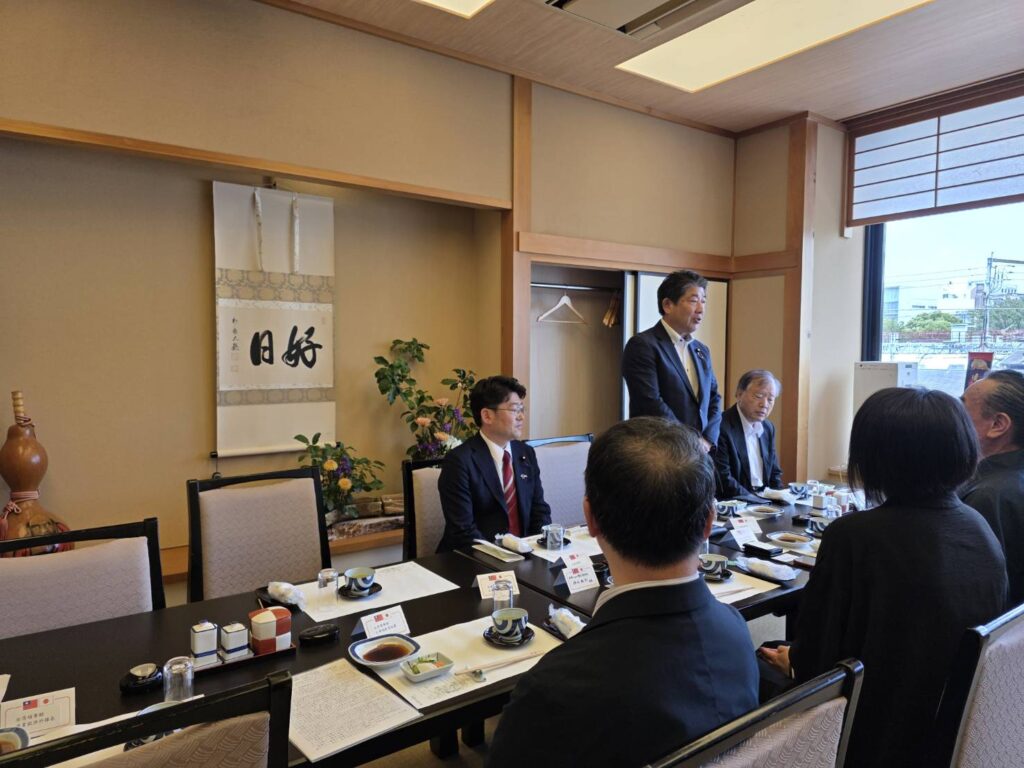 下野六太參議員致詞