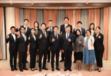 自民党青年局の新人議員が代表処訪問 李代表「AI・半導体分野で日台戦略協力をさらに深化」(日本語、中文)