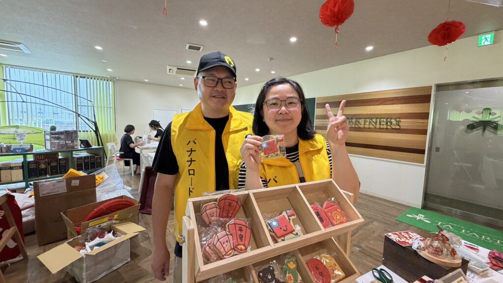 主催者LULUさん(右）とご主人